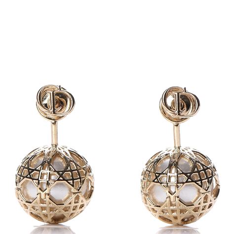 christian mise en dior earrings